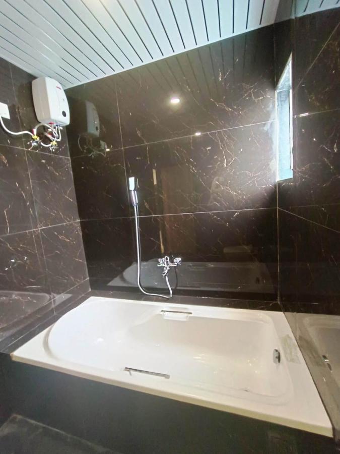 Sai Sagar Lodging & Boarding Ulhasnagar ภายนอก รูปภาพ