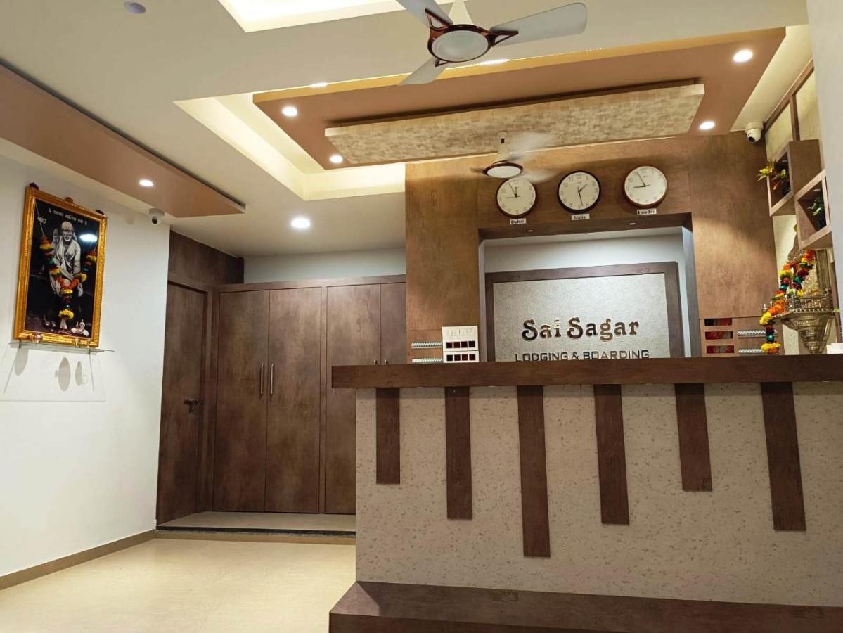 Sai Sagar Lodging & Boarding Ulhasnagar ภายนอก รูปภาพ