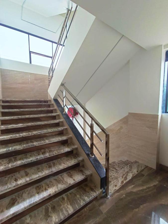 Sai Sagar Lodging & Boarding Ulhasnagar ภายนอก รูปภาพ