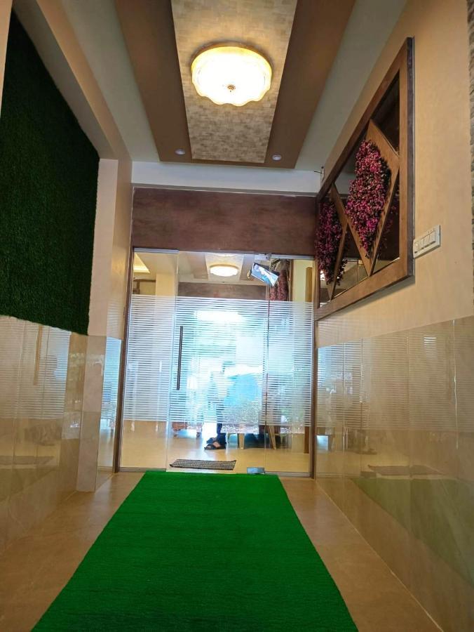 Sai Sagar Lodging & Boarding Ulhasnagar ภายนอก รูปภาพ