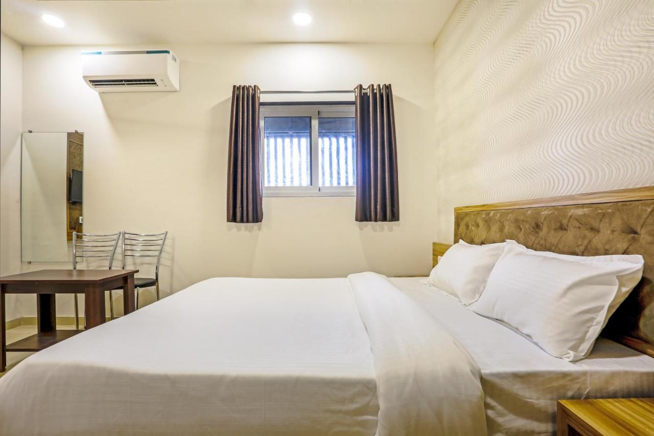 Sai Sagar Lodging & Boarding Ulhasnagar ภายนอก รูปภาพ