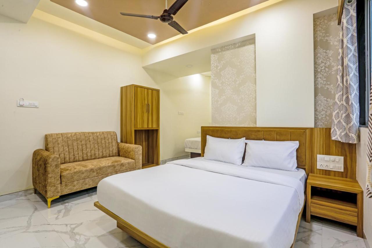 Sai Sagar Lodging & Boarding Ulhasnagar ภายนอก รูปภาพ
