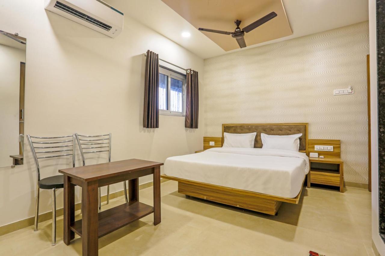 Sai Sagar Lodging & Boarding Ulhasnagar ภายนอก รูปภาพ